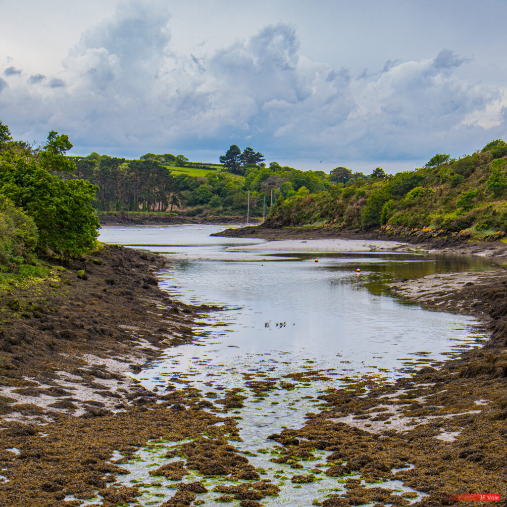 Aber-Wrac'h - Atlantic Ocean - Body of water - Bretagne (région administrative) - Brittany (administrative region) - Celtic Sea - Country - Cours d'eau - Côte des Abers - Finistère - France - Geography - Géographie - Mer - Mer Celtique - Océan Atlantique - Pays - Plouguerneau - Rannvro Breizh - River - Sea - Étendue d'eau - Aber-Wrac'h Plouguerneau Bretagne (région administrative) France